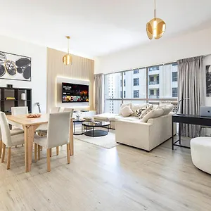 Auberge de jeunesse Next'house - Jbr Beach - Pool - Walk To Jbr Beach - Metro Station